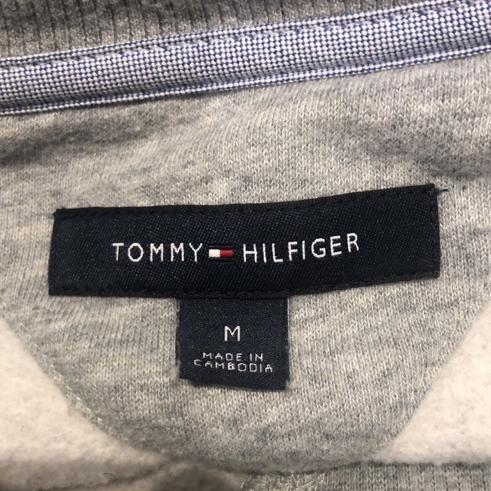 TOMMY HILFIGER grey sweatshirt - Picture 2 of 3